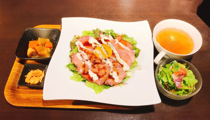 アーチェロ(ローストビーフ丼ランチ)