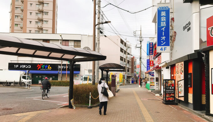 北越谷駅西口右前方の道