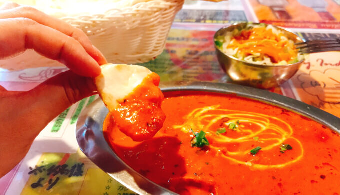 ラジ(バターチキンカレーのアップ)